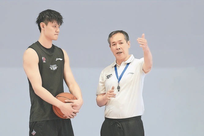 篮球基础训练儿童教案_1